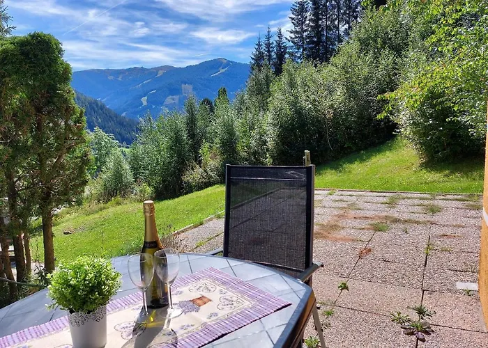 - Near The Slopes * Staudach